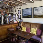 The Bridge Inn 3*